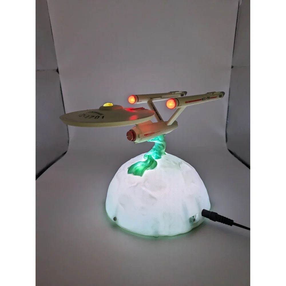 Hallmark‎ Star Trek U.S.S. Enterprise NCC 1701 Table Top Display Decorator 2023
